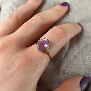 Good band with purple stone ring